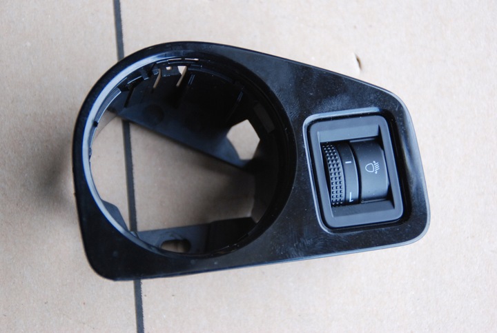 фото №1, Vw golf vii рамка перемикача світла 5g1858060