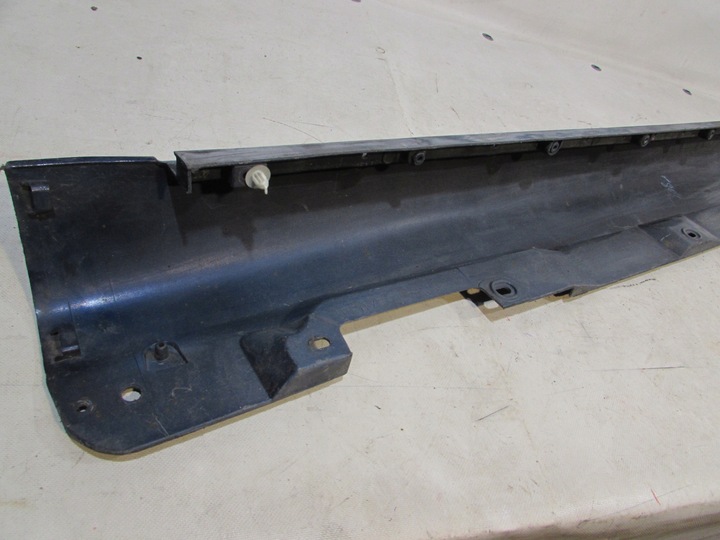 фото №6, Toyota corolla verso ii накладка планка правая 75851-0f010 пороговая