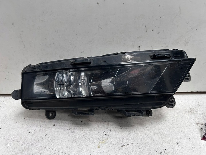 фото №1, Галоген праві skoda octavia 3