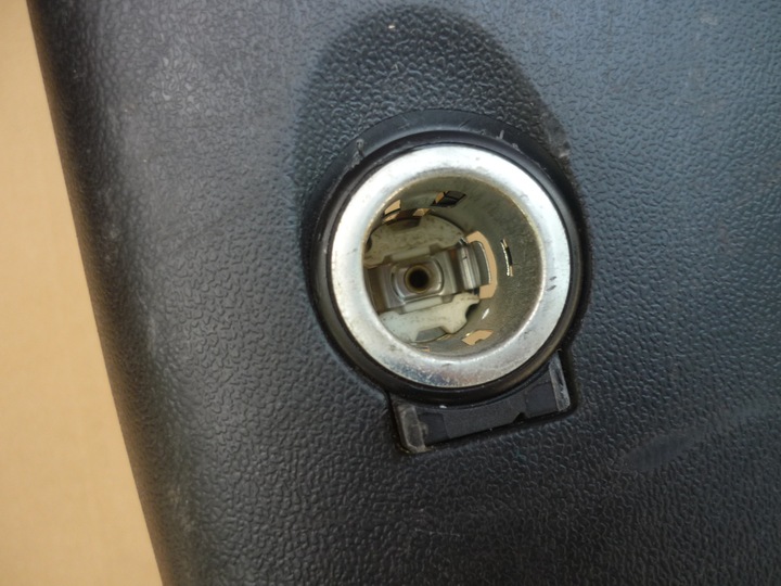 фото №6, Гніздо прикурювача тунелю середнього зад seat altea toledo iii 5p0864298