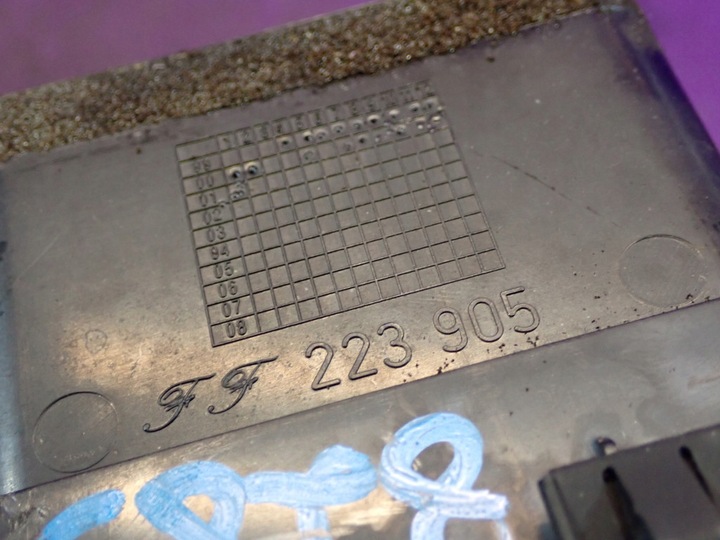 фото №6, Audi a2 99-05 ґрати повітропровід середні 8z0820951a