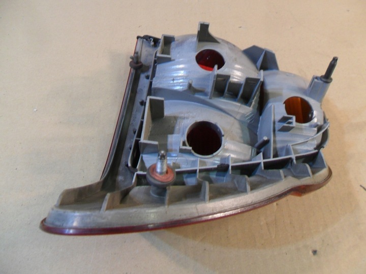 фото №10, Лампа задня ліва bmw e46 8364921