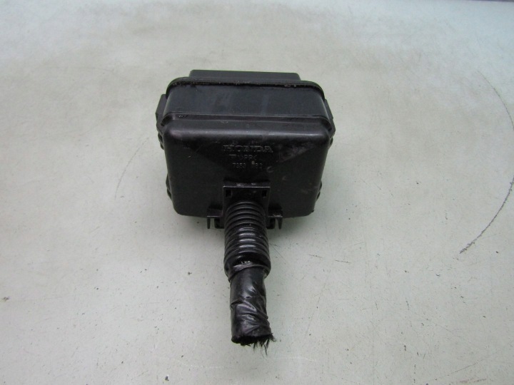 фото №13, Honda zr-v 2.0 24r блок запобіжників корпус корпус кришка
