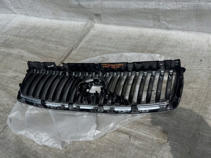 фото №4, Volvo xc90 рестайлінг написи решітка решітка радіатора 19-24