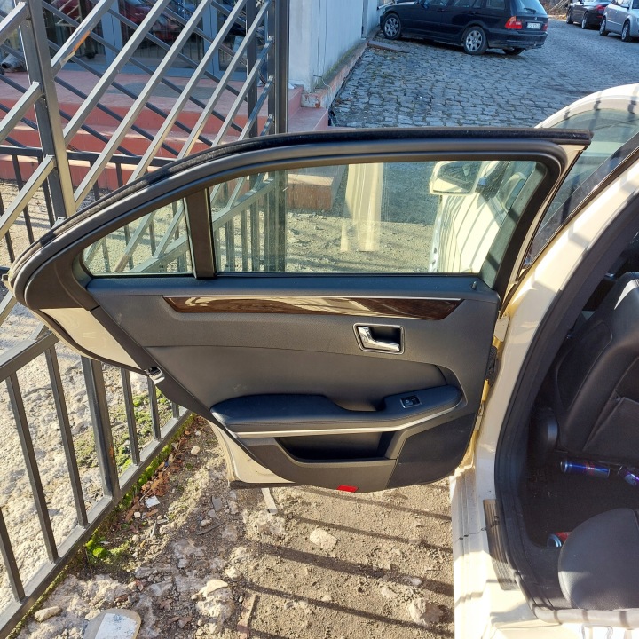 фото №11, Mercedes e-klasa w212 двері ліві задні код фарби c623