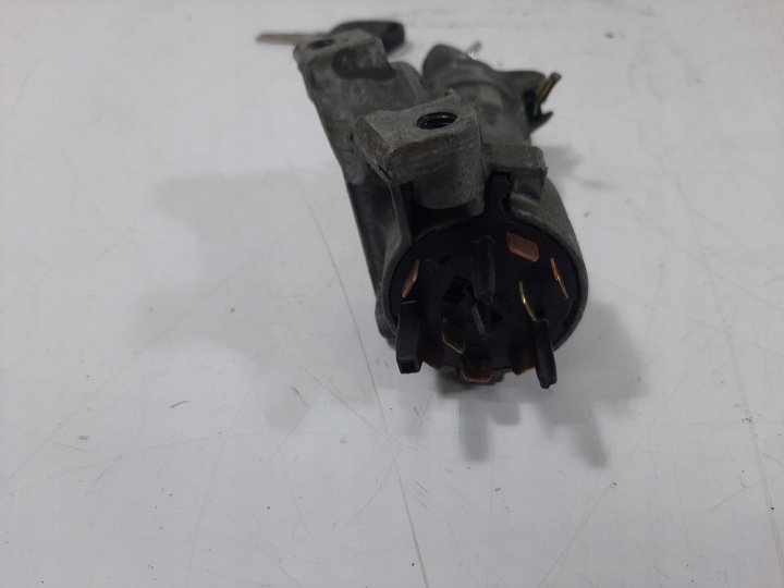 фото №15, Skoda octavia i універсал 1.6 8v 00r блок керування двигуном (ecu) комплект 06a906019bt