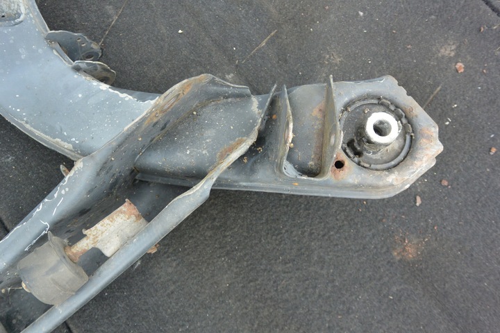 фото №10, Підрамник візок зад mercedes w212 e-klasa