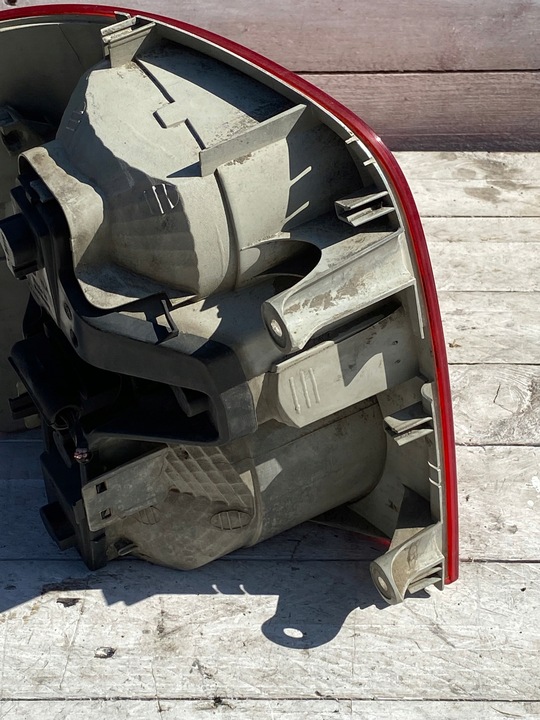 фото №6, Лампа правые зад задняя volkswagen touran i