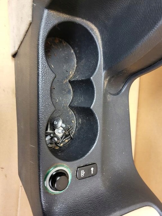 фото №15, Skoda octavia ii 04-08r hb подлокотник туннель бардачок комплектный светлый beż