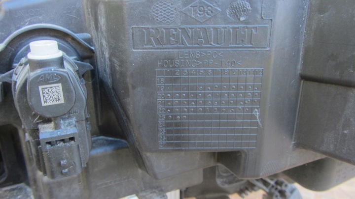 фото №11, Передня права лампа renault megane iv рестайлінг повний led 260103821r