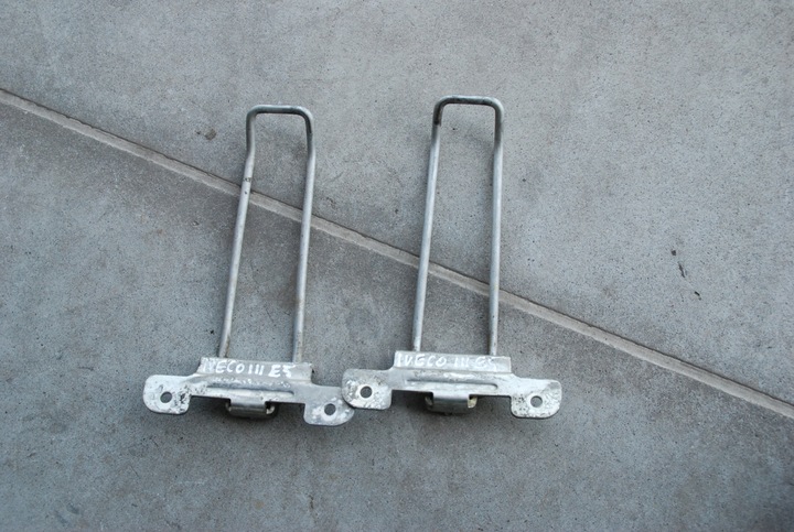 фото №1, Iveco daily 06-14r ограничитель дверь задний зад