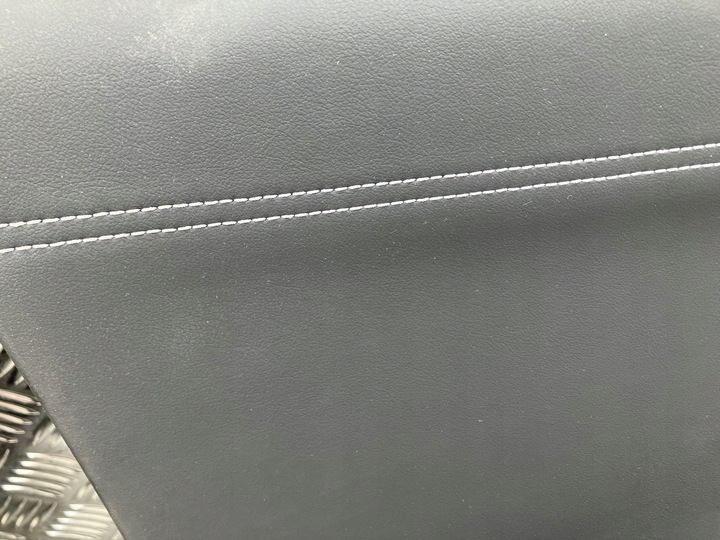 фото №10, Сидіння перед диван обшивки шкіра vignale ford puma mk2