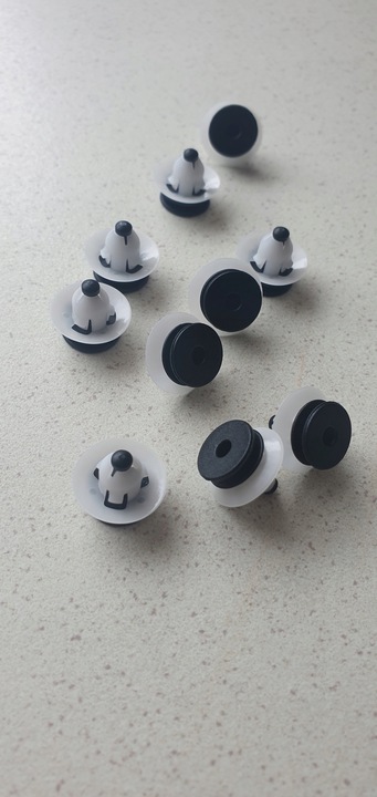 фото №1, Клипса штифт порог volvo xc90 s80 xc60 xc70 30653441