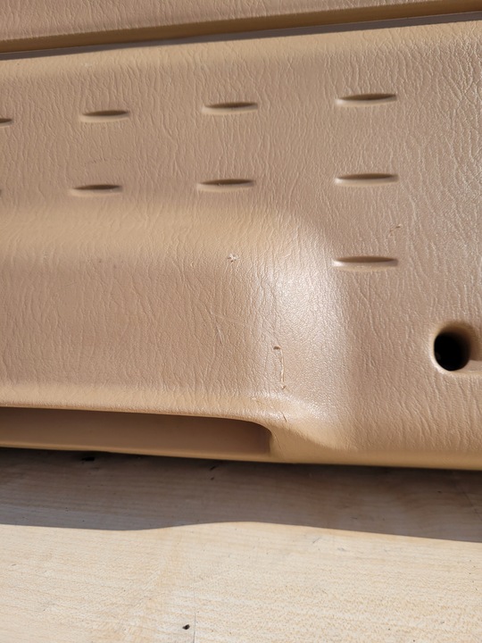 фото №12, Jeep grand cherokee wj 99-04 обивка крышки багажника бежевая