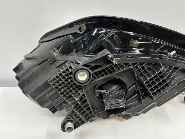 фото №10, Audi a1 82a ii повний led лампа права перед передня 82a941034d