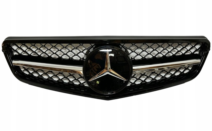 фото №1, Решітка радіатора решітка mercedes w204 amg 07-14 рестайлінг чорний + хром