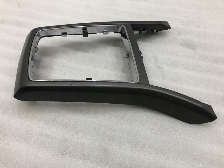 фото №9, Рамка защита рычаг переключения передач 331985437 opel astra h