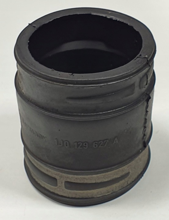 фото №1, Труба воздуховод воздуха vw new beetle 1c 1j0129627a