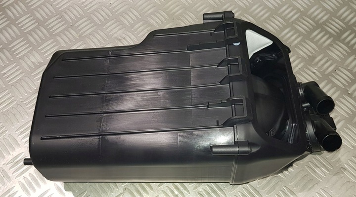 фото №6, Mercedes c w206 sl w232 2.0 43 amg корпус фільтра повітря a1390909301 23r