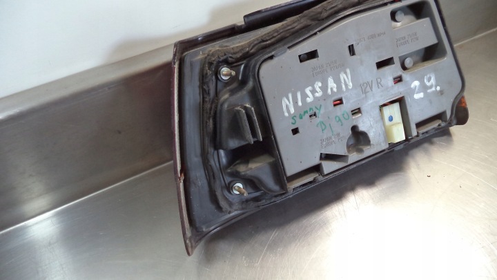 фото №8, Фара задняя правая nissan sunny n13 4391