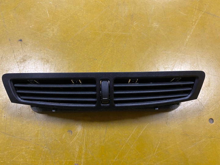 фото №6, Середня решітка повітропровід ford kuga mk2 am51r01815a