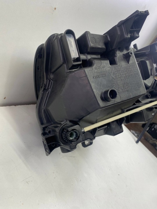 фото №8, Фара matrix ліва audi q4 sportback e-tron 89a941035 oem номер