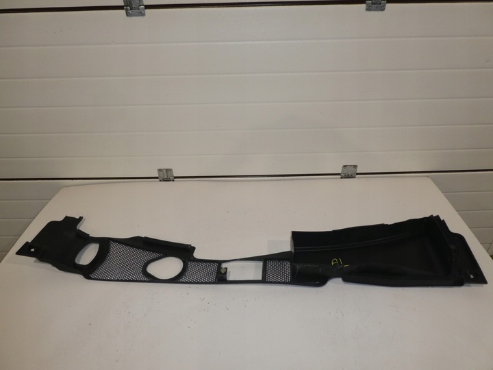 фото №4, Панель под лобовым стеклом audi a5 8t0 8k1819447