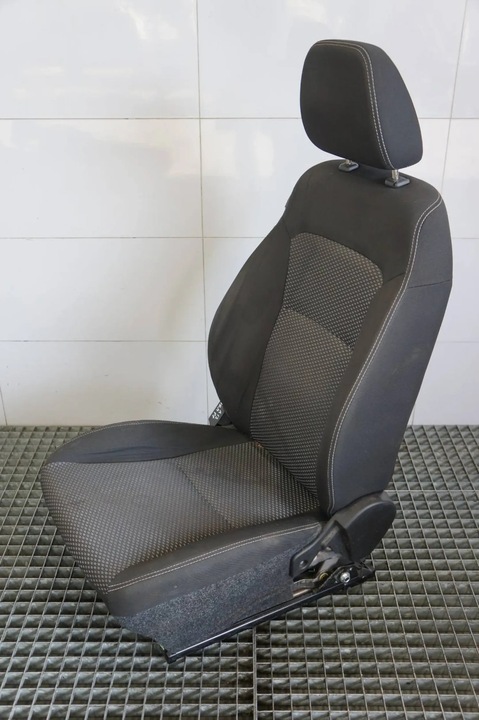 фото №6, Сиденье сиденья комплект водителя пассажира диван suzuki vitara ii рестайлинг iii 15