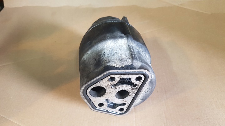 фото №2, Toyota verso 04-08 d4d корпус фильтра масла крышка основание