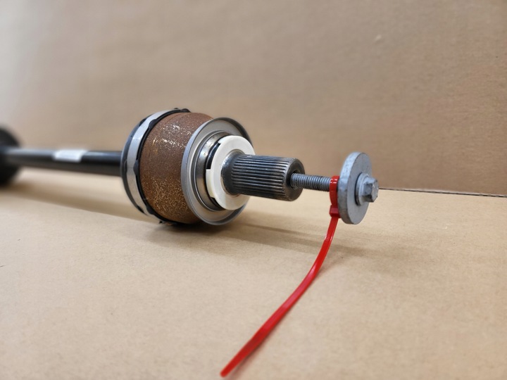 фото №3, Лівий шарнір піввісь volvo ec40 ex40 xc40 c40 ev400