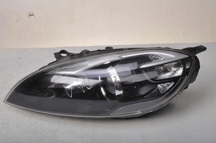 фото №1, Volvo v40 ii лампа левая передняя ксенон 31420009 англичанин