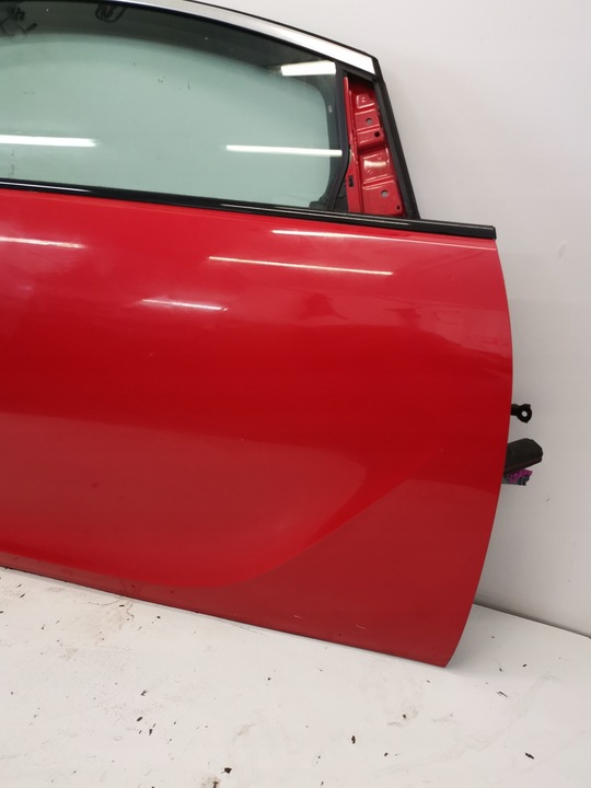 фото №2, Opel astra j gtc 3d дверь правые z50b