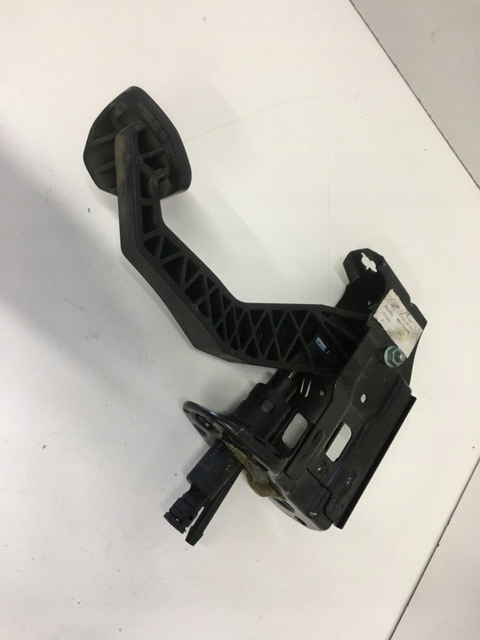 фото №7, Педаль сцепления 8z1721059 audi a2 европа