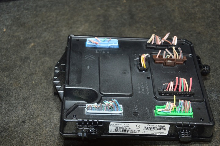 фото №1, Renault scenic iii модуль bsi 284b12041r