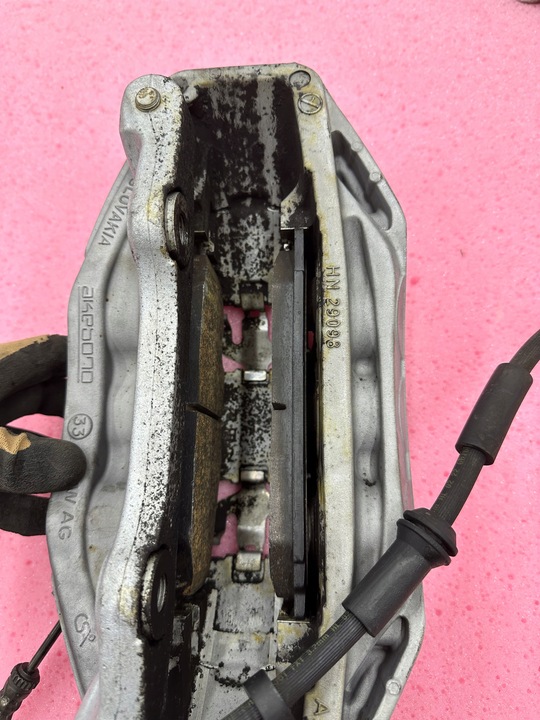 фото №9, Суппорт тормозной зажимы q7 q8 4m vw touareg iii 3 760 оригинал