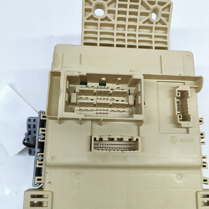 фото №6, Kia ev6 2023 рамка / модуль предохранителей