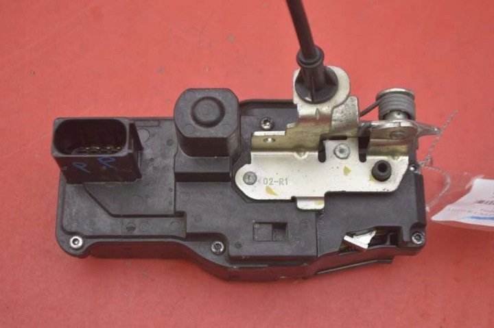 фото №1, Замок двері праві перед переднє eu 6008912-00-c tesla модель s 12-20