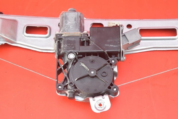 фото №3, Подъемник стекла правый зад 13260142 opel zafira c 11-19