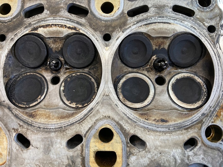 фото №13, Головка двигателя комплектная 7559168 bmw e90 e87 2.0 benz n43 n43b20a