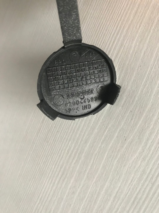 фото №7, Renault clio ii 2 phase 3 заглушка фаркоп перед