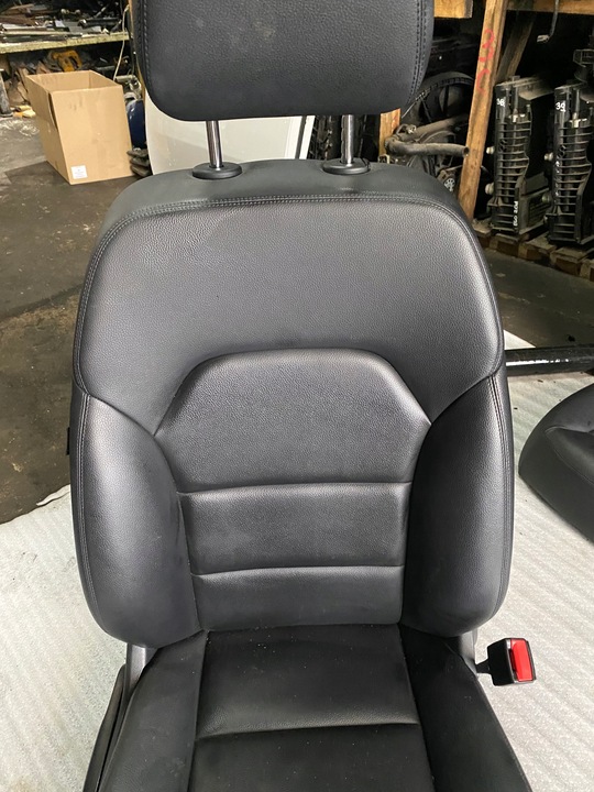 фото №5, Mercedes w176 a класс сиденье пассажира правые