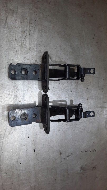 фото №1, Петлі кришки задньої volvo xc70 v70 iii 07-