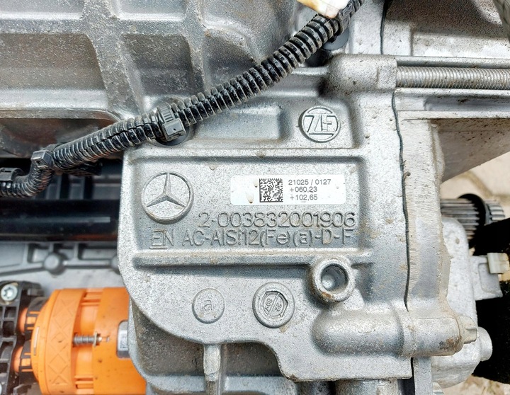 фото №8, Mercedes eqb w243 x243 23r. двигатель электрический зад a2433408802