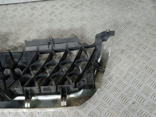 фото №7, M6 mitsubishi pajero sport решётка радиатора решётка mr478595