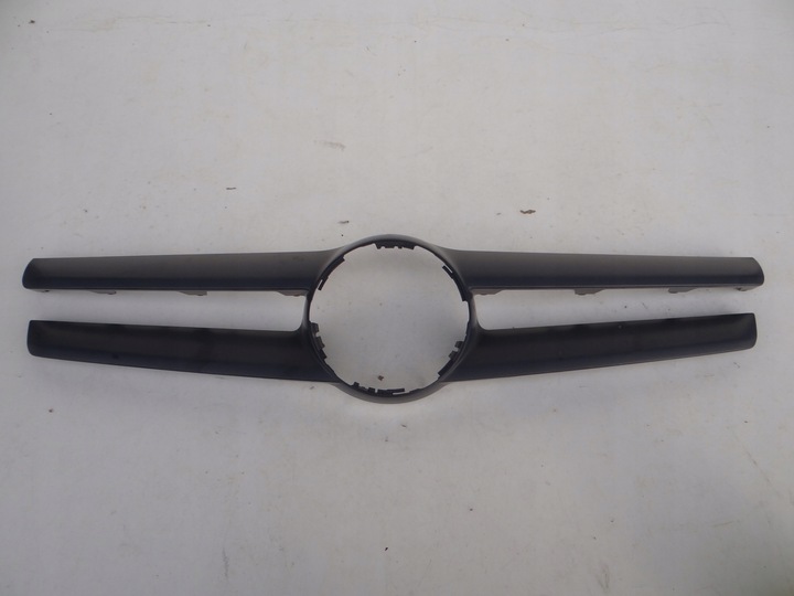 фото №1, Решітка радіатора решітка mercedes gla a1568880160 w156