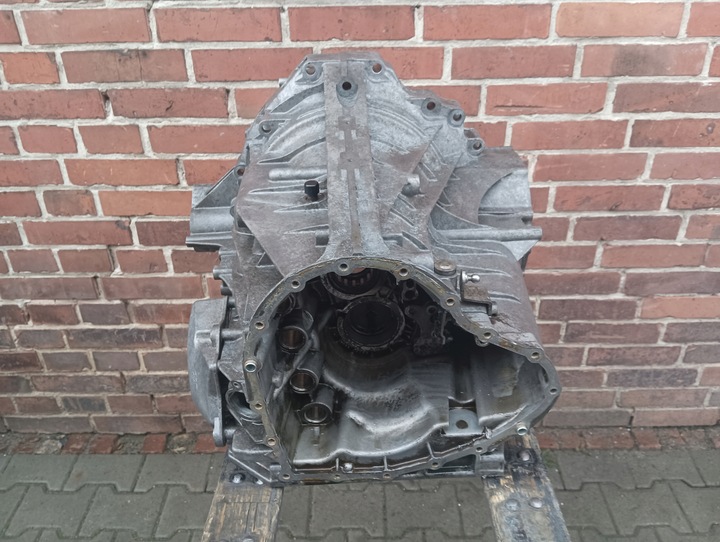 фото №1, Корпус передня коробки коробки передач audi s-tronic dl501