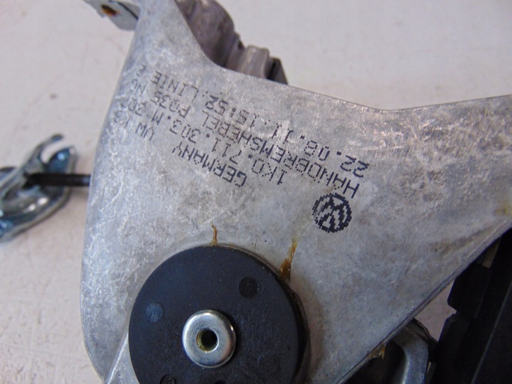 фото №7, Ручной тормоз рычаг vw golf vi 1k0711303m