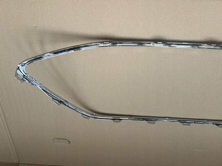 фото №14, Рамка хромированная бампера ford c-max grand c-max