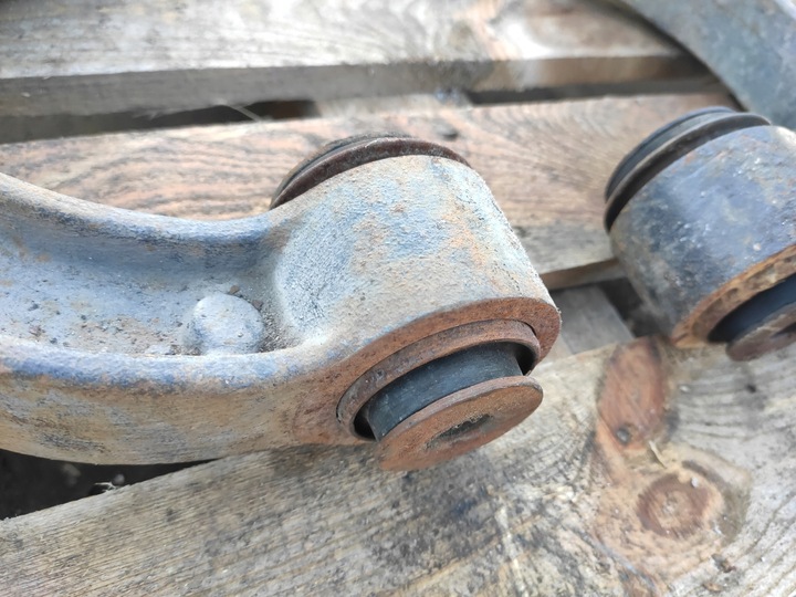 фото №7, Jeep grand cherokee wk 3.0crd commander xk рычаг нижний левый правые перед