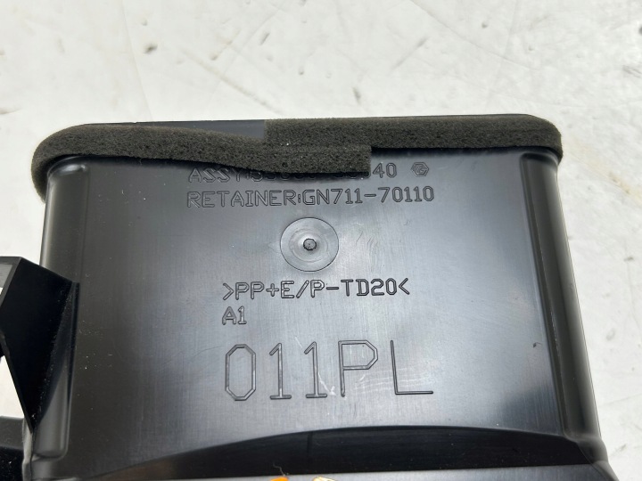 фото №6, 2022 toyota camry viii xv70 решітка повітропровід панелі розподільчої 5542033070